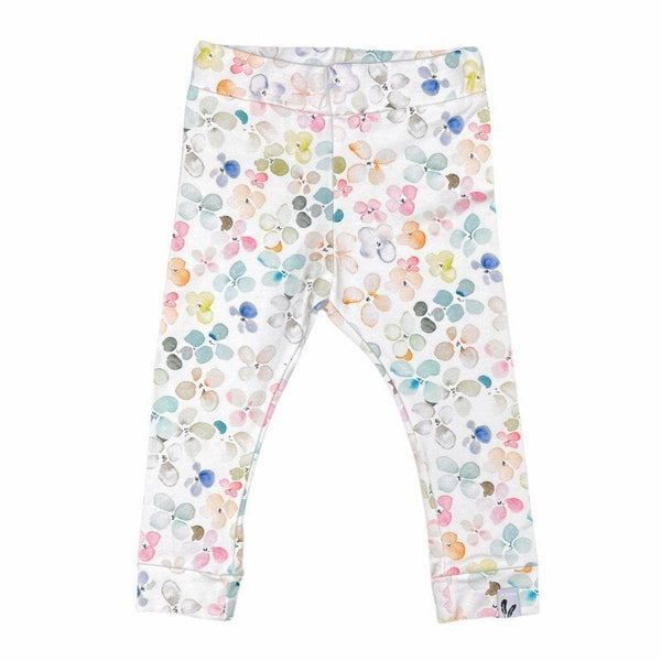 Newborn pants blossom